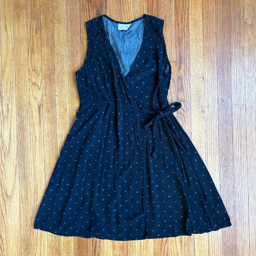 Universal Thread Blue Sleeveless V-Neck Wrap Midi Dress